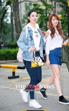 [HD포토] 베스티(BESTie) 다혜, ‘해맑은 출근길’…‘오늘은 기분이 좋아~’ (뮤직뱅크 출근길)