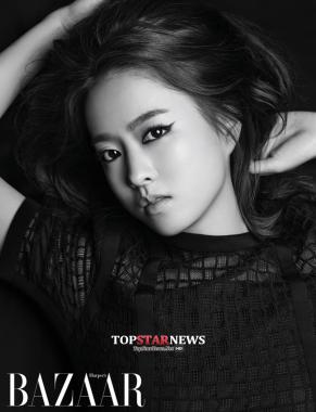 ‘경성학교 사라진 소녀들’ 박보영, 패션지 화보 전격 공개