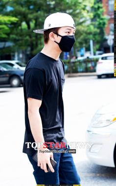 [HD포토] 엠블랙(MBLAQ) 지오, 뮤뱅 출근왔어요…‘화이팅’ (뮤직뱅크 출근길)