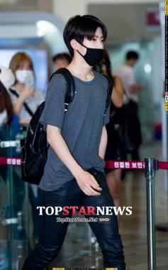 [HD포토] 에스엠루키즈(SMROOKIES) 재현, 긴장된 모습으로 출국…‘두근두근’ (공항패션)