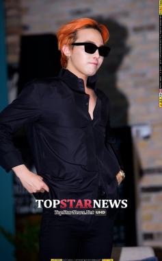 [HD포토] 빅뱅(BIGBANG) 지드래곤, 포토타임을 위해 옷정리도 열심히…‘멋져’ (지드래곤X에어비엔비)