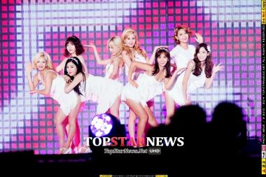 [UHD포토] 소녀시대(SNSD), 여신님들의 손인사…‘안녕~’ (K-POP 슈퍼콘서트)