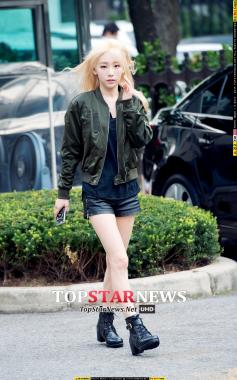 [HD포토] 소녀시대(SNSD) 태연, ‘머리가 날려도 예쁜 탱느님’…‘세젤예’ (뮤직뱅크 출근길)