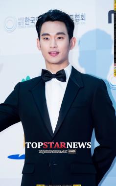 [HD포토] 김수현, 뚜렷한 이목구비…‘잘생겼다~’ (APAN STAR AWARDS)