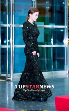 [HD포토] 김유리, 도도한 발걸음…‘사뿐사뿐’ (APAN STAR AWARDS)