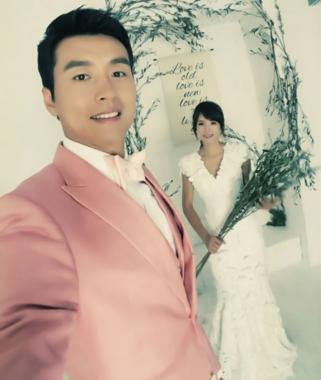 이동국-이수진, 리마인드 웨딩 사진 공개… ‘남자는 핑크’