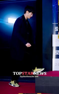 [HD포토] 김수현, ‘한발 한발 조심스럽게’ (로봇,소리)