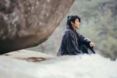 ‘보보경심 려’ 이준기-아이유, 설원 위 촬영 스틸 첫 공개… ‘분위기甲’