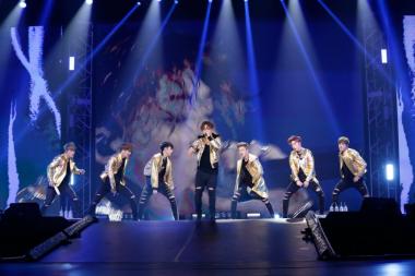 아이콘(iKON), 해외 최단기 부도칸 콘서트 신기록 행진… ‘대박’