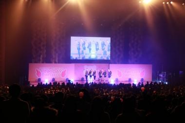 에이핑크(Apink), 日 도쿄 팬미팅서 4500명 팬들과 ‘뜨거운 만남’