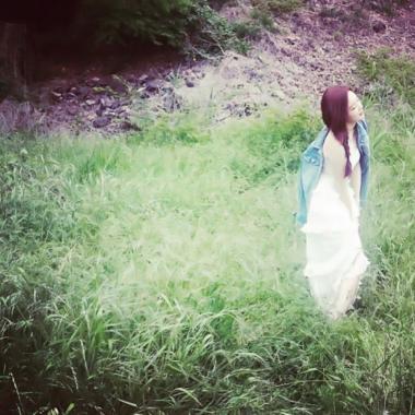 [스타SNS] 다비치(Davichi) 강민경, 어느 여름날의 여신… ‘일상이 화보’