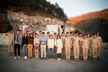 [HD] ‘태양의 후예’, 우르크 에피소드 최고 33%로 마무리 ‘대단하지 말입니다’