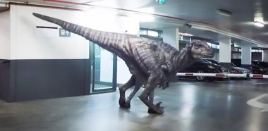 [영상] 주차장에 공룡이 나타난다면… ‘깜짝’