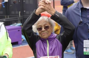 100미터 달리기 신기록 세운 100세 할머니