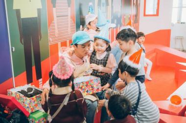 ‘반달친구’ 위너(WINNER) 송민호, 아이들의 생일 파티 받고 ‘폭풍 오열’