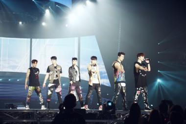 2PM, 일본 5개 도시 아레나 투어 성료…16만 명 열광