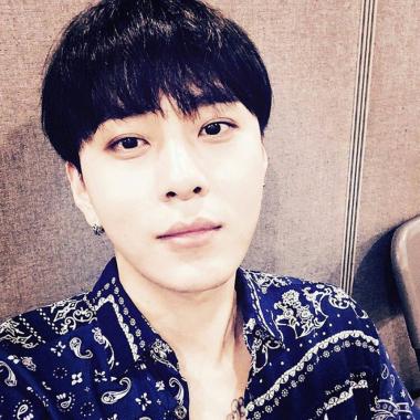 [스타SNS] 비스트(BEAST) 용준형, 무심하게 “잘자쇼”…‘설레서 어떻게 자’