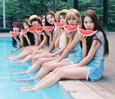 오마이걸(OHMYGIRL), 신곡 ‘내 얘길 들어봐’ 음원차트 올킬