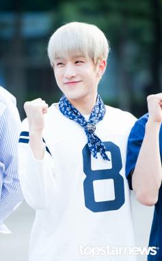 [HD포토] 아스트로(ASTRO) 진진, ‘무장해제 눈웃음’