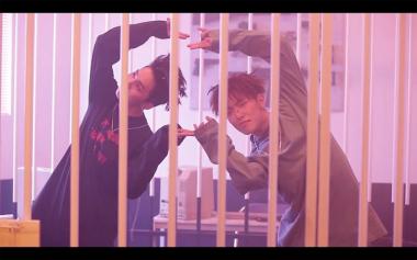 MOBB, 찰떡 궁합 돋보이는 MV 메이킹 영상 공개