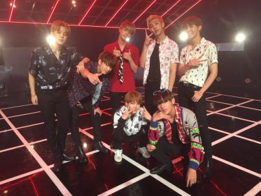 방탄소년단(BTS), 日 정규 2집 ‘YOUTH’로 열풍… ‘일본 음악 방송 출연’