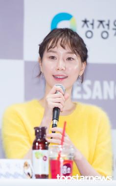 [HD포토] 이유영, ‘뽀얀 도자기 피부’