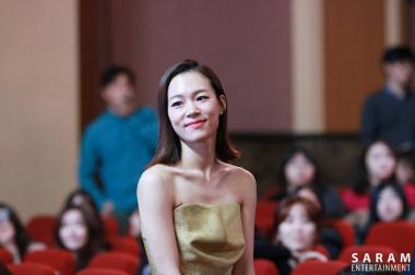 ‘청룡영화상’ 한예리, 상큼 미소 돋보이는 비하인드 사진 공개