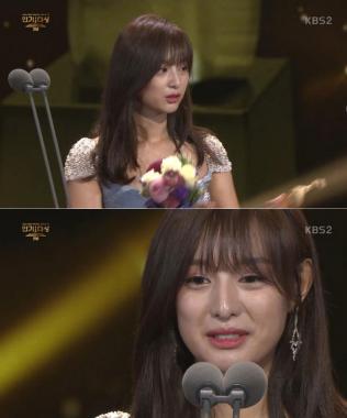 ‘2016 KBS 연기대상’ 김지원, 수상 소식에 얼떨떨 “이렇게 큰 상 주실 줄 몰랐다”