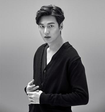 ‘푸른 바다의 전설’ 이민호, 2017 국가브랜드 대상 선정…웨이보 팔로워 2926만명