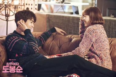 JTBC, 주말 ‘뉴스룸-아는형님-뭉쳐야 뜬다-도봉순’까지 편성 개편 효과 제대로