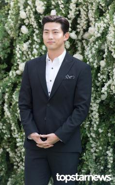 [HD포토] 투피엠(2PM) 옥택연, ‘어우 잘 생긴 것 좀 봐’ (바다 결혼식)