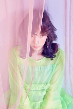 소녀시대(SNSD) 태연, 히트곡 ‘Fine’으로 월간 차트 2관왕…‘음원여신’