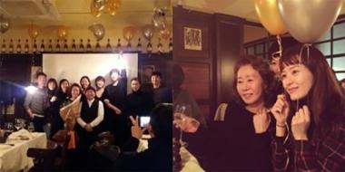 ‘윤식당’ 정유미-이서진, 윤여정 50주년 파티…‘김혜수-전도연-강동원-김고은과 나란히’