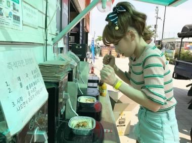 [스타SNS] 레인보우(RAINBOW) 지숙, 라면에 대한 굳은 의지 “라면 라면 라면”