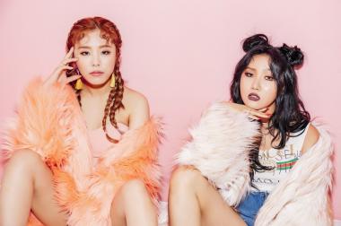 마마무(MAMAMOO), 새 앨범 ‘퍼플’ 컴백 포토 공개…귀여운 허세美 ‘큐티 허세’