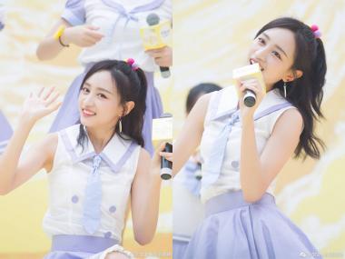 [스타 웨이보] SNH48 황팅팅, 청량미 넘치는 사진 공개 “여름이면 머리를 묶어야지”