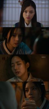 [수목드라마] ‘7일의 왕비’ 고보결, 독약으로 박민영 살해 시도 ‘긴장감 폭발’