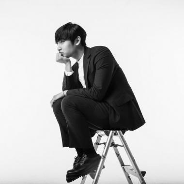 [스타근황] ‘최파타’ 박재정, 훈훈 외모 과시 “김수현 닮았는데?”