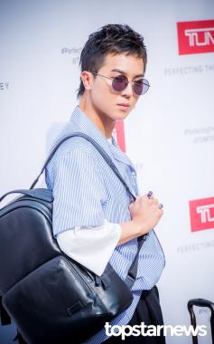 [HD포토] 위너(WINNER) 송민호, ‘돌아보는 눈빛에 심쿵해’