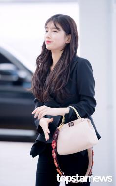 [HD포토] 미쓰에이(miss A) 수지, ‘가방이 신경쓰이는걸?’