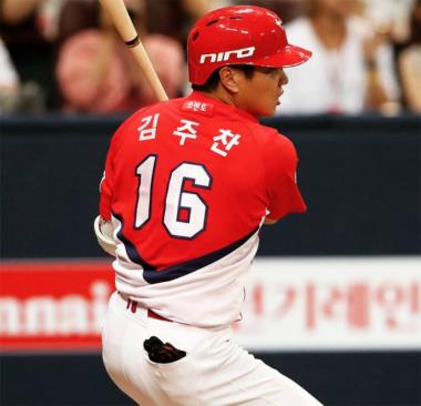 KBO 프로야구 기아타이거즈 김주찬, 경기력 부활로 팬들로부터 호평…‘부활한 주처’