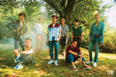엑소(EXO), 가온 차트 2주 연속 음원-음반 1위 석권…‘여전히 막강한 파워’