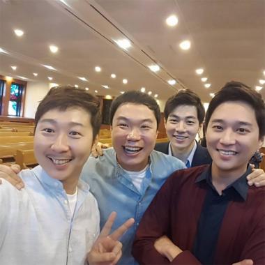 에릭♥나혜미 부부 결혼식, ‘또 오해영’팀 의리 인증샷 재조명