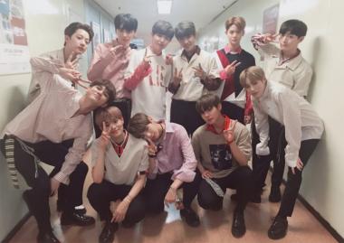 [근황] ‘뮤직뱅크’ 워너원(WannaOne), ‘옹깅이데이’ 기념 9관왕 달성 자축