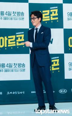 [HD포토] 김주혁, ‘여기로 가나요?’