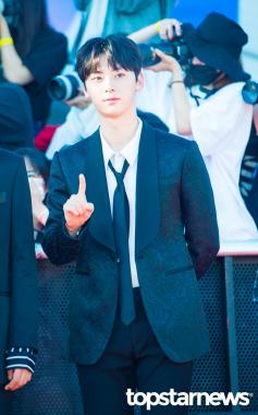 [HD포토] 워너원(WannaOne) 황민현, ‘얼굴에 스토리있어요’