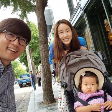 [근황] 최현주, 남편 안재욱·딸 수현이와 다정한 나들이…‘행복한 가족’