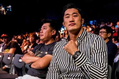 [근황] UFC 김동현, 동명이인 김동현 선수에 축하 “작은동현이 축하”