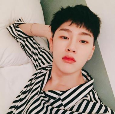 ‘보그맘’ JBJ 권현빈, 금토드라마 여성 팬들을 사로잡는 남신 비주얼