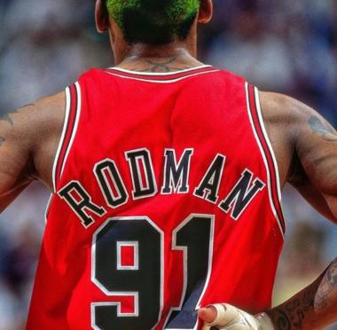 [근황] 데니스 로드맨, 여전한 NBA 시카고불스 사랑…‘영원한 91번’